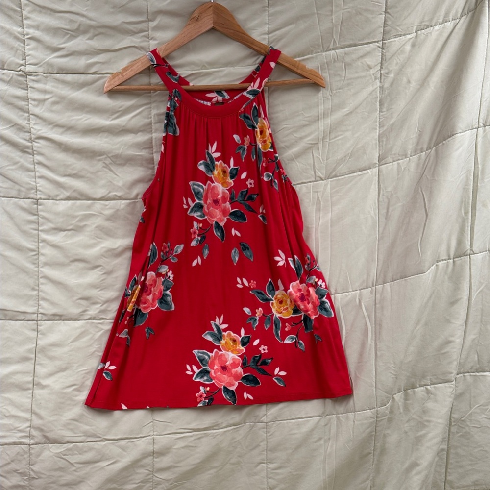 Women’s floral tank